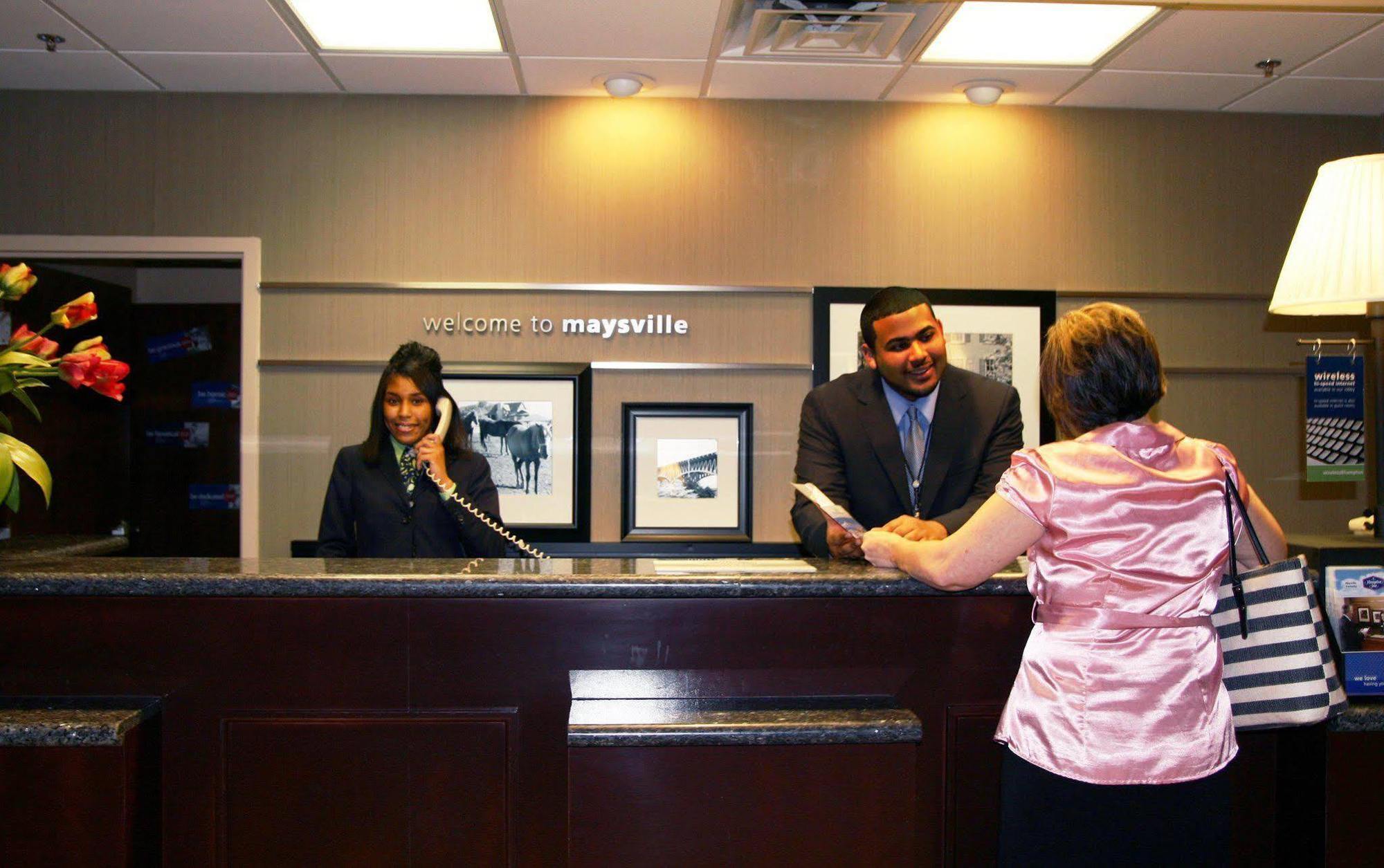 Hampton Inn Maysville Interior photo